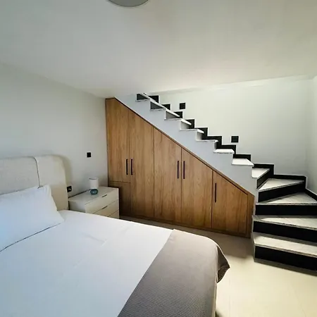 Elysian Seaside Holiday home *