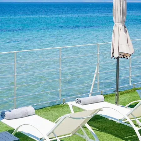 Elysian Seaside Holiday home *
