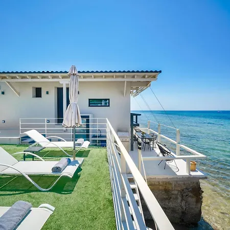Elysian Seaside Holiday home