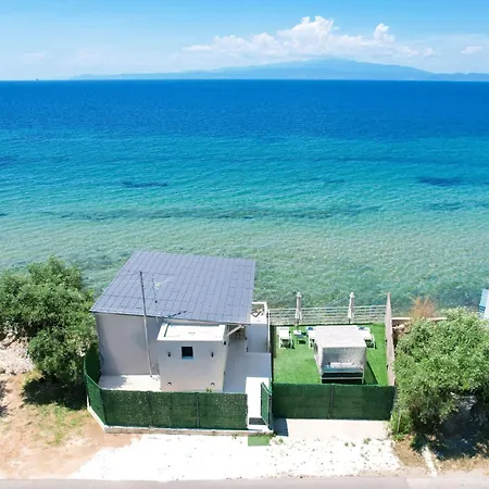 Elysian Seaside Holiday home *