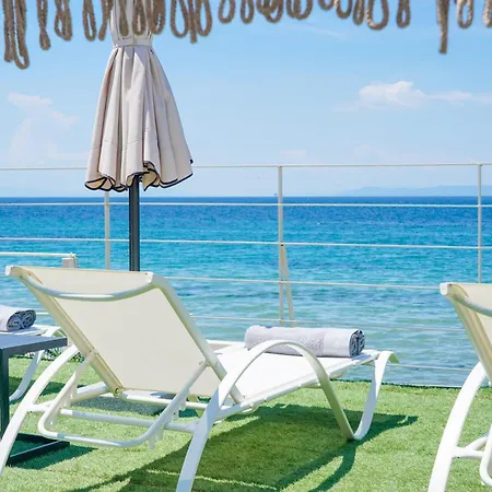 Elysian Seaside Holiday home