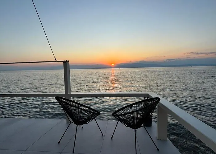 Elysian Seaside * Limenas (Thasos)